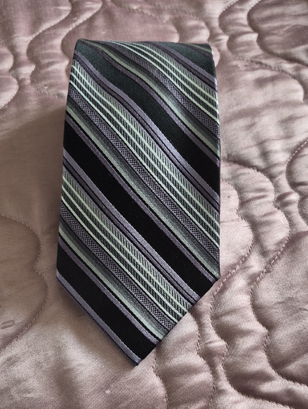 Joseph & Feiss Black and Silver Striped Men's Tie
